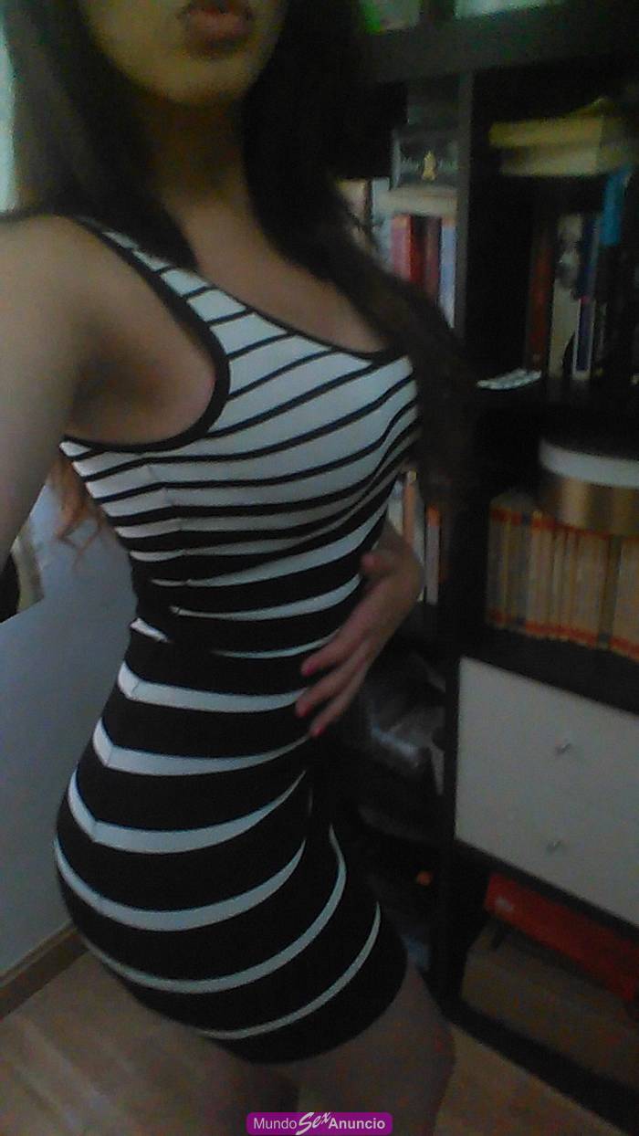Chica de 18 años se desnuda por la web cam en Lima - 645874514